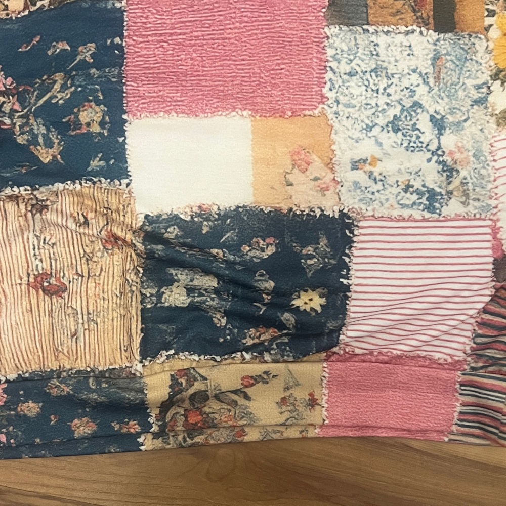 Patchwork Sweatshirt with Cross Design - image 8